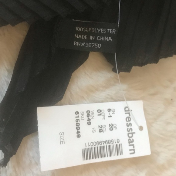 NWT Dress Barn polyester Black scarf - Picture 2 of 6